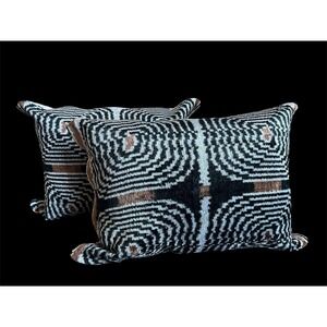 Handmade Modern Geometric Silk‎ Velvet Throw Pillow Cover 16x24, Black and Cream